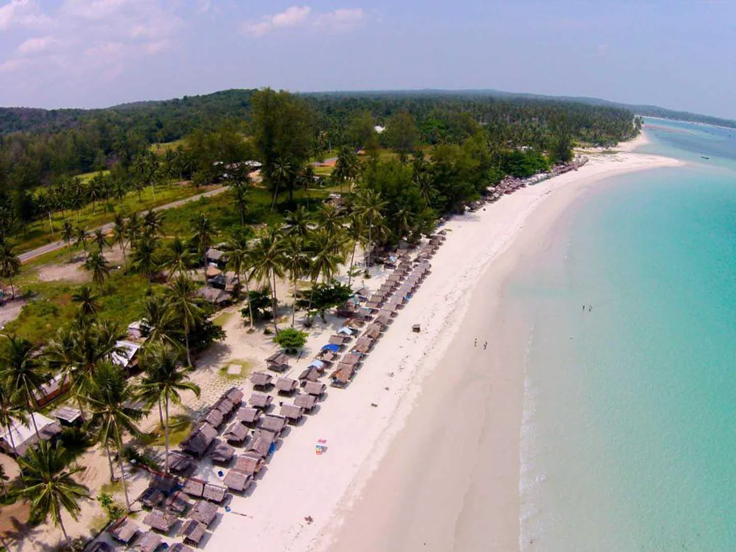 Taxi Service: Lagoi Resort Area ? Trikora Beach (One Way)